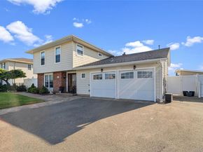 106 Anchorage Drive, West Islip NY 11795