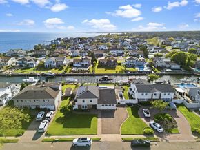 106 Anchorage Drive, West Islip NY 11795