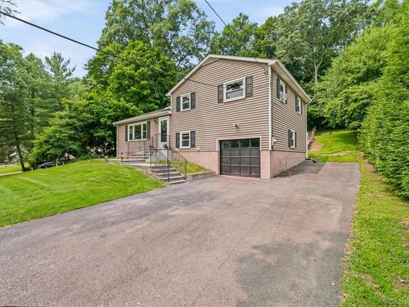 17 Ridge Road, Cortlandt Manor NY 10567