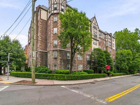 294 Bronxville Road 1F, Bronxville NY 10708
