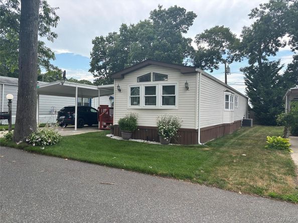 1661 Old Country Road 233, Riverhead NY 11901