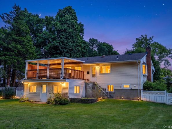 259 Burr Road, East Northport NY 11731