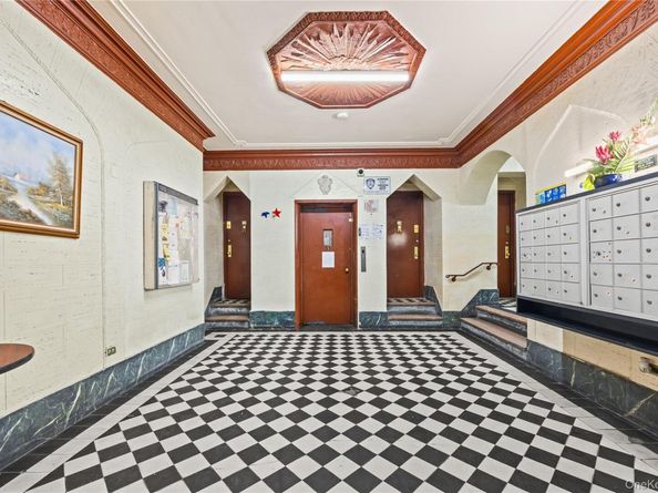 1015 Summit Avenue 4A, Bronx NY 10452