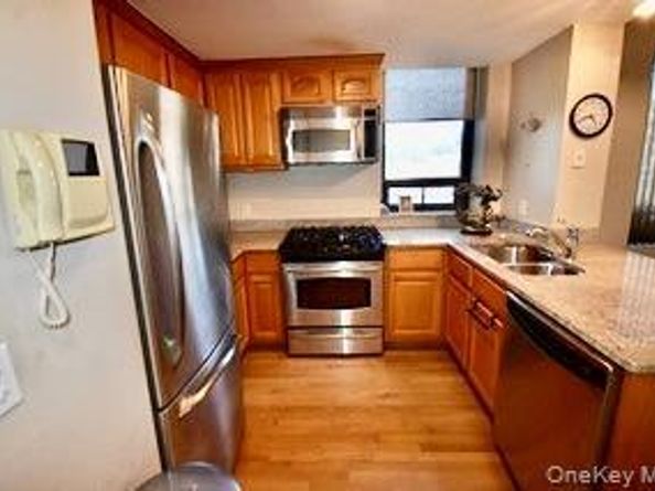 11624 Grosvenor Lane 4D, Kew Gardens NY 11418