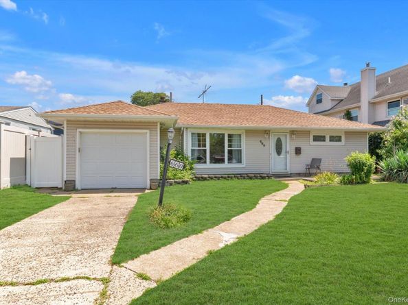 660 Franklin Boulevard, Long Beach NY 11561
