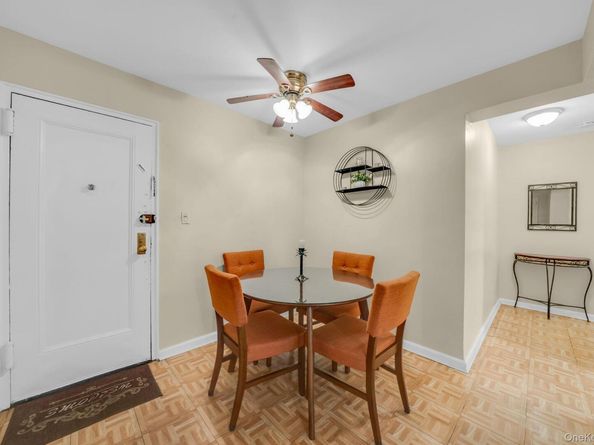 139-05 85 Drive 5E, Briarwood NY 11435