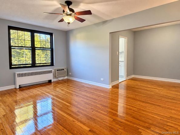 7043 E Park Drive B, Kew Garden Hills NY 11367