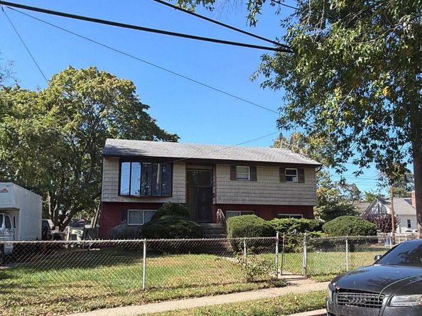 81 Saint Francis Street, Roosevelt NY 11575
