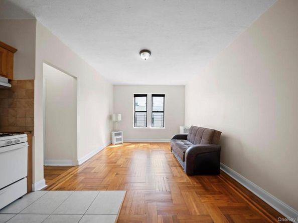 1372 Shakespeare Avenue 4D, Bronx NY 10452