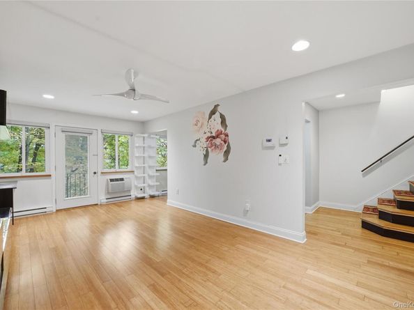 307 Woodland Hills Road 307, White Plains NY 10603