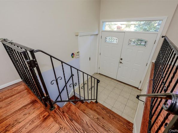 559 Leheigh Lane, Woodmere NY 11598