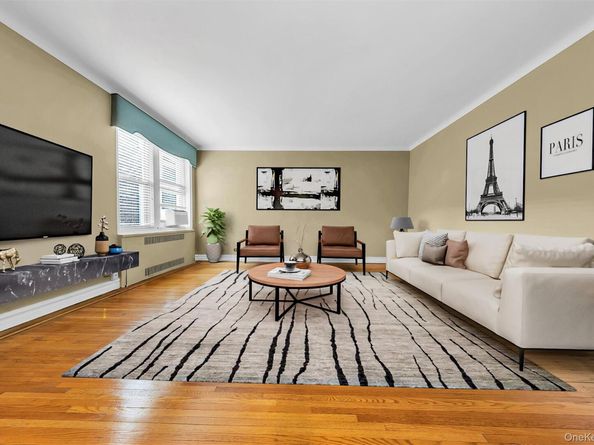 118-11 84 Avenue 406, Kew Gardens NY 11415