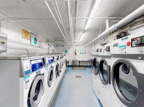 52-21 39th Road 2A, Woodside NY 11377