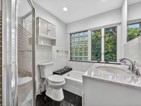 190 Sussex Drive, Manhasset NY 11030