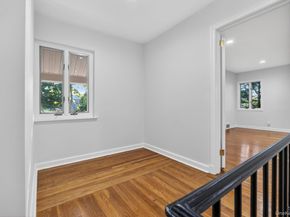 190 Sussex Drive, Manhasset NY 11030