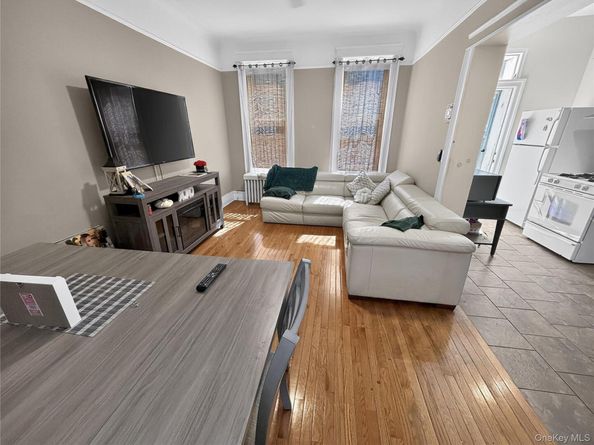 75-37 61ST Street, Ridgewood NY 11385