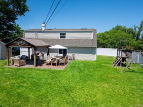 10 Rutgers Road, Farmingville NY 11738
