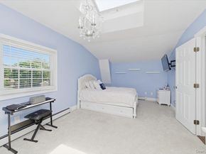 10 Rutgers Road, Farmingville NY 11738