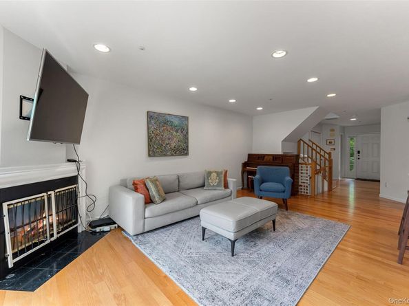 611 Pondside Drive, White Plains NY 10607