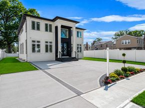 15 Roy Street, Elmont NY 11003