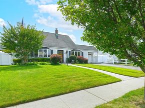 35 Ranch Lane, Levittown NY 11756