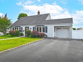 35 Ranch Lane, Levittown NY 11756