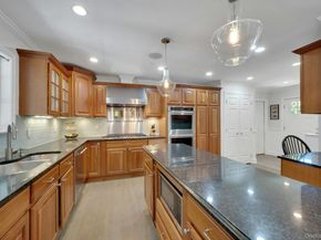 59 Chester Place, Thornwood NY 10594