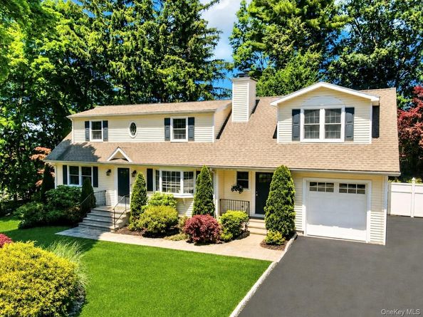 59 Chester Place, Thornwood NY 10594