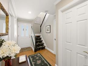 126 Erin Lane, East Setauket NY 11733
