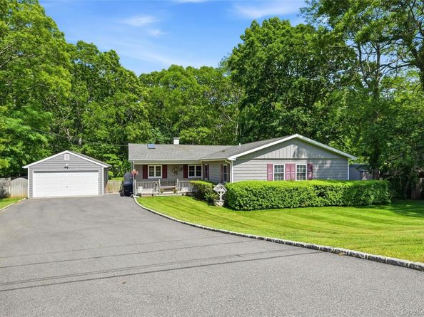480 Sleepy Hollow Drive, Shirley NY 11967