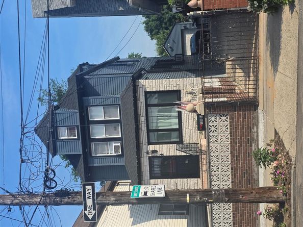 138-24 95th Avenue, Jamaica NY 11435