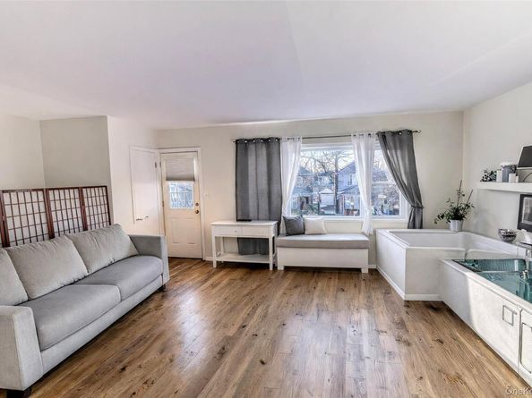 42-19 195 Street, Flushing NY 11358