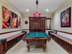5 Kodiak Drive, Woodbury NY 11797