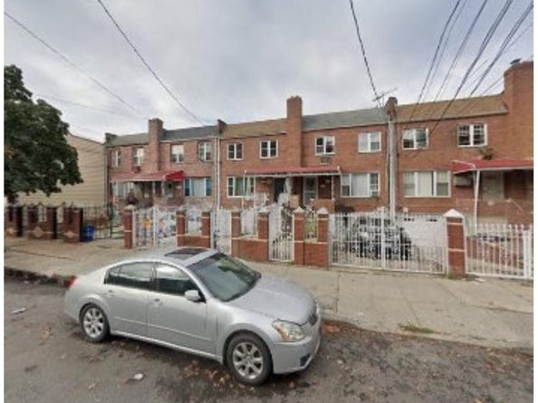 638 Autumn Avenue, Brooklyn NY 11208