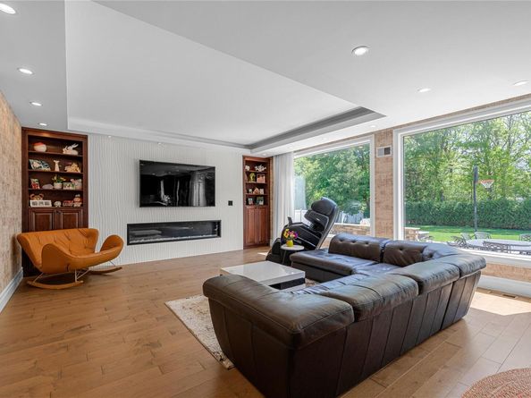 108 Fig Drive, Dix Hills NY 11746