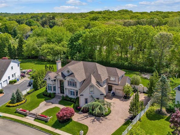 108 Fig Drive, Dix Hills NY 11746