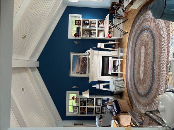 190 Canterbury Drive, Ridge NY 11961