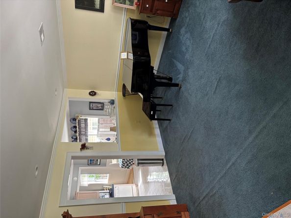 190 Canterbury Drive, Ridge NY 11961