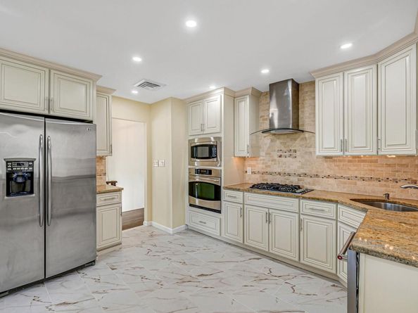 1975 Bayberry Avenue, Merrick NY 11566