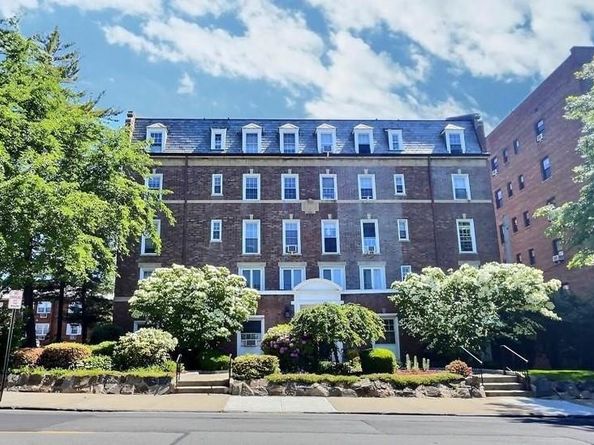 208 Centre Avenue 2J, New Rochelle NY 10805
