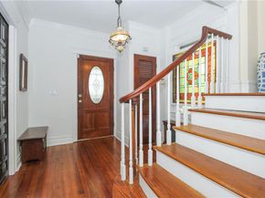 195 Larchmont Avenue, Larchmont NY 10538