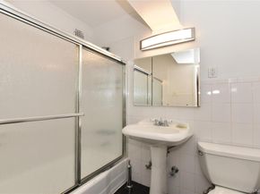 241-20 Northern Boulevard 6E, Douglaston NY 11362