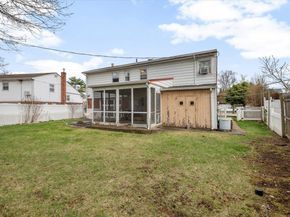 18 Hilary Lane, Westbury NY 11590