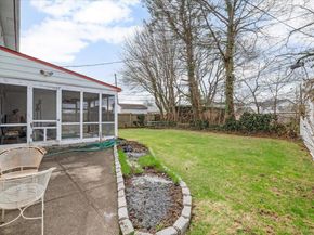 18 Hilary Lane, Westbury NY 11590