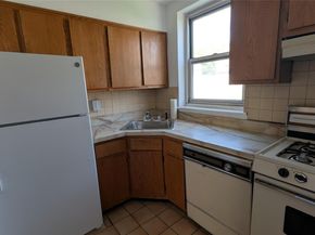35-29 205 Street 304, Bayside NY 11361