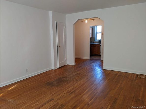 35-29 205 Street 304, Bayside NY 11361