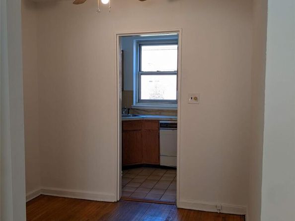 35-29 205 Street 304, Bayside NY 11361