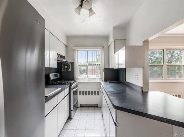 81-29 156Th Avenue 4, Howard Beach NY 11414