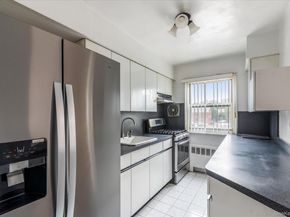 81-29 156Th Avenue 4, Howard Beach NY 11414