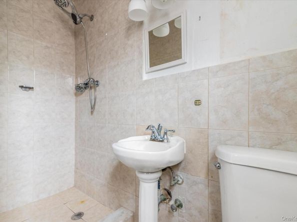 81-29 156Th Avenue 4, Howard Beach NY 11414